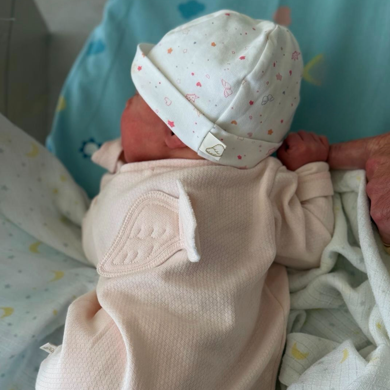 A New Royal Baby! 👶 Will King Charles Attend Invictus? 💪 Meghan Turns 45 | Pod Save the King