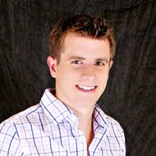 Leveling Up with Eric Siu