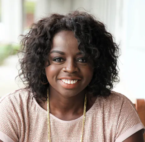 Jo Saxton Unpacks Women’s Stories to Make the World a Better Place