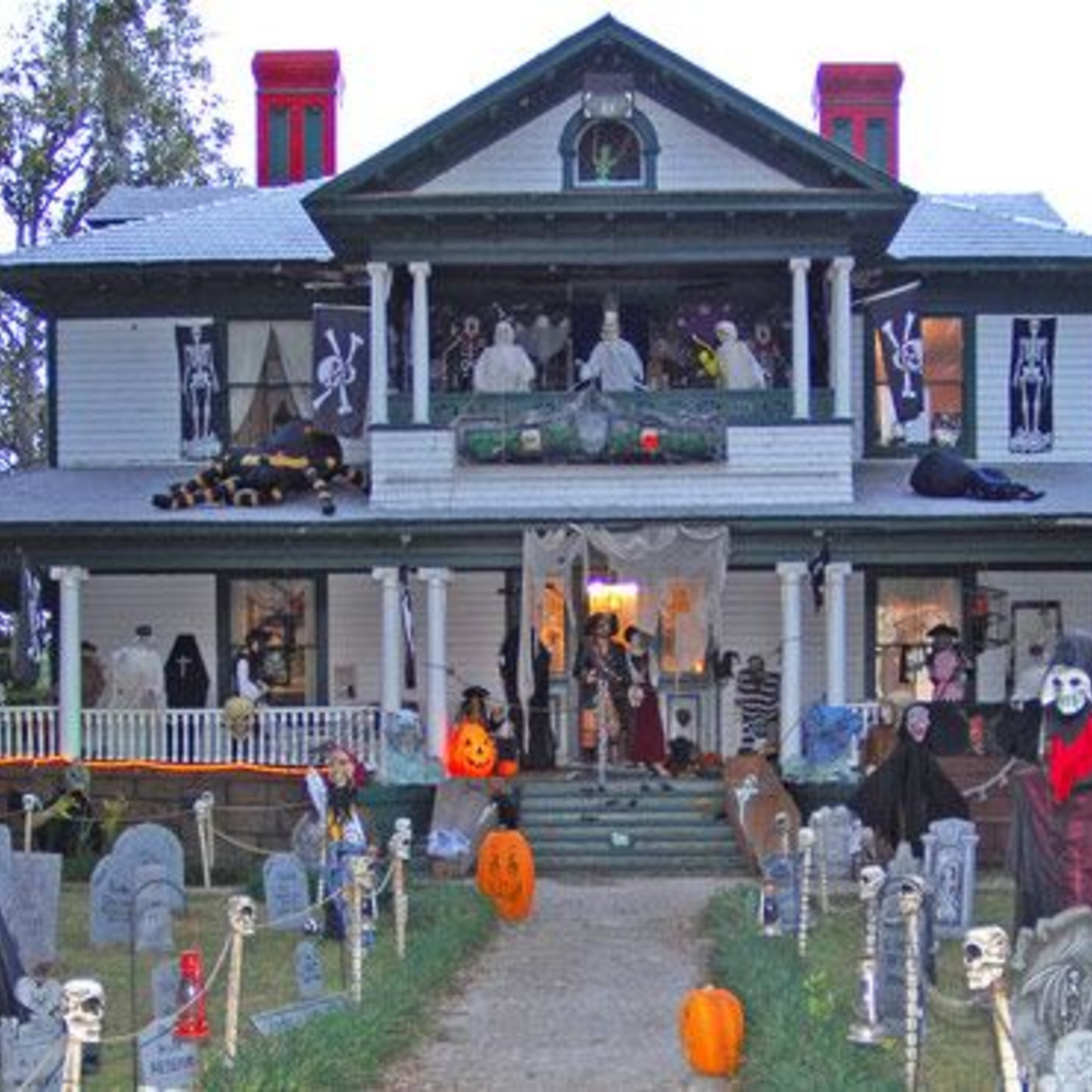 People Are Spending A Ton On Halloween This Year