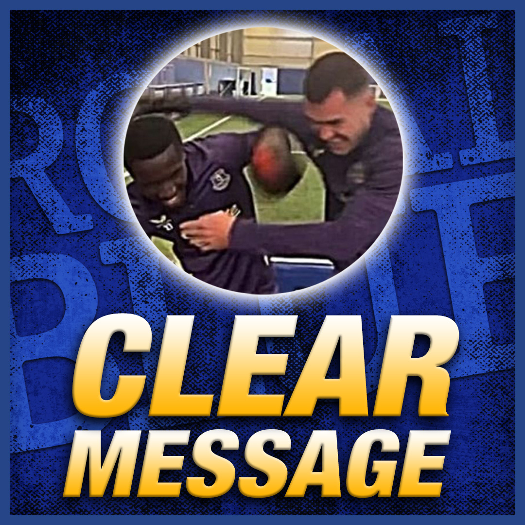 Gueye and Keane share perfect response after on-field spat!