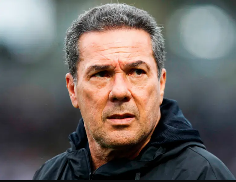 Vanderlei Luxemburgo é internado na UTI com quadro de infecção pulmonar