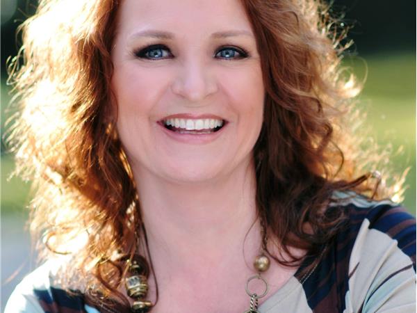 5 Steps to Shift from Bitch to Rich in Life and Business, with Bernadette Boas episode artwork