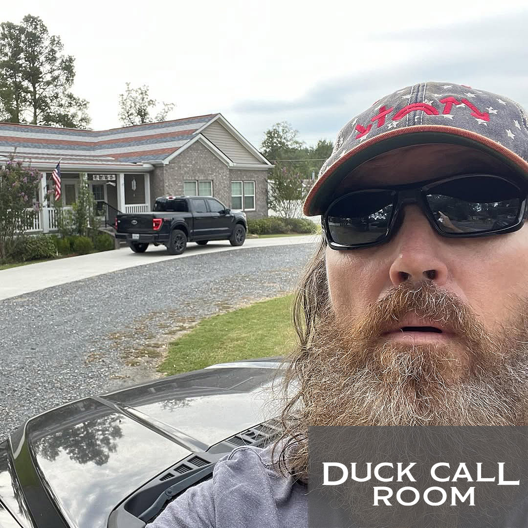 Uncle Si Scares Jase Robertson Away from Surprise Visits