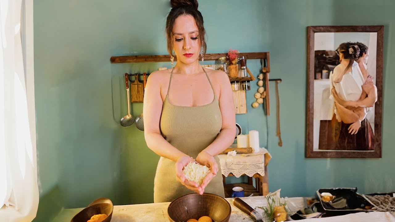 This girl is so skilled in the kitchen! Wow! episode artwork