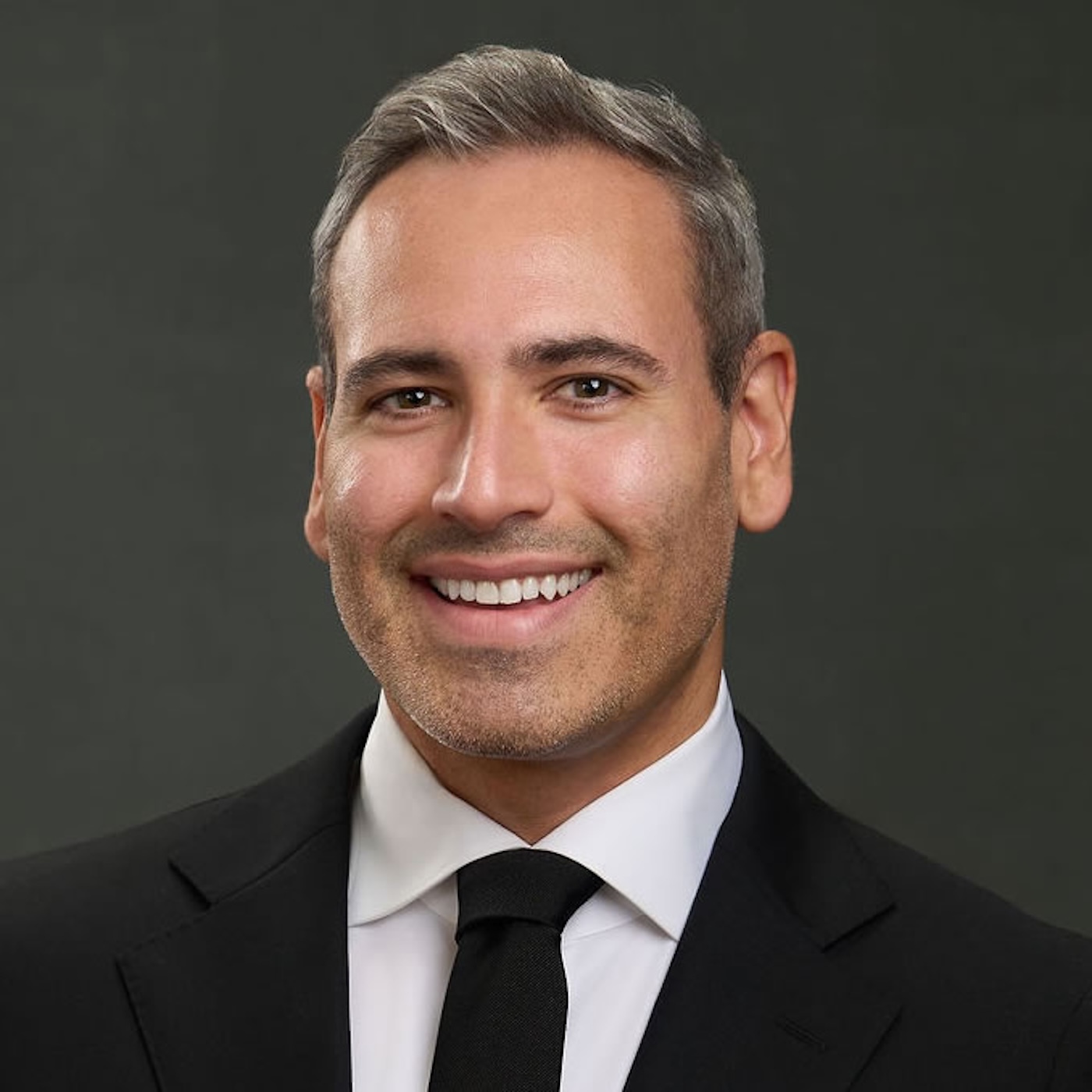 Ep. 529 Building a Social Media Presence in IR with Dr. Gustavo Elias episode artwork