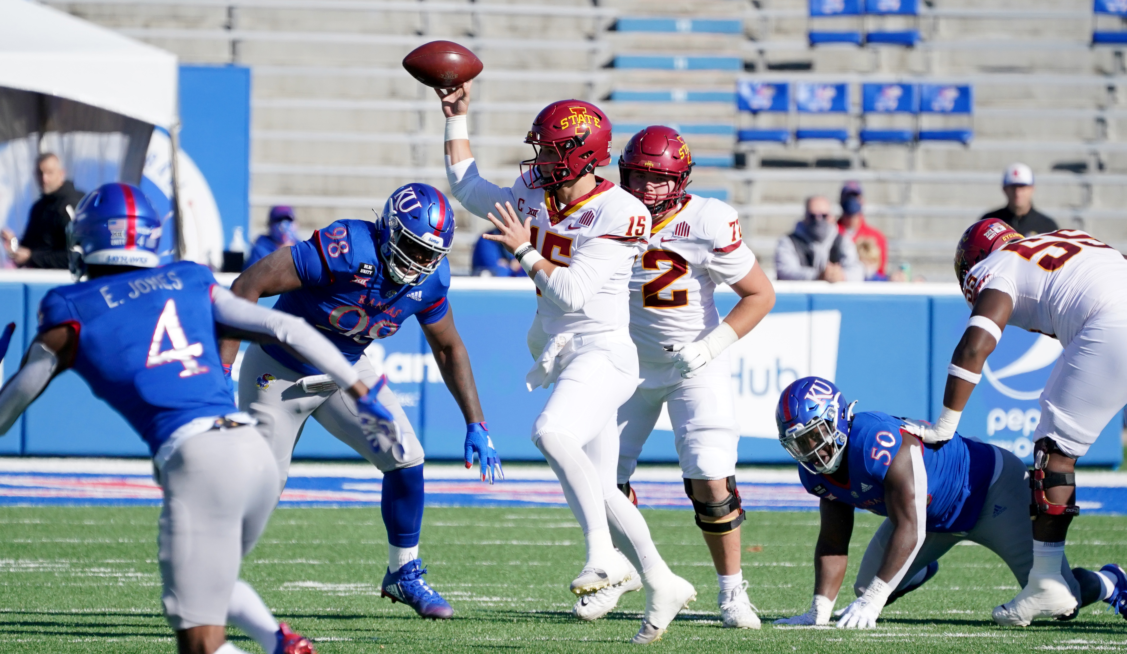 INSTANT REACTION: Iowa State 52, Kansas 22