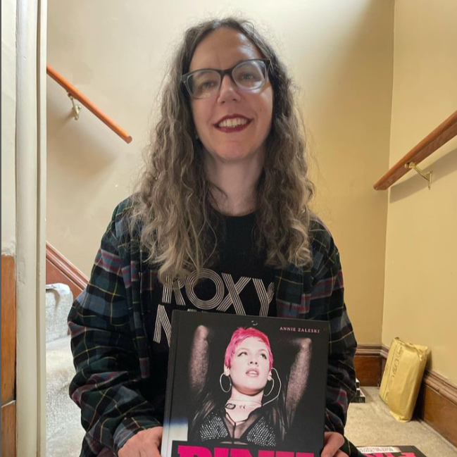 The (Mostly) 80s Music Podcast: What Difference Does It Make?