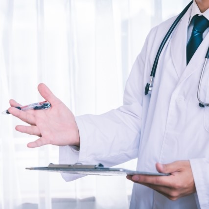 小児科って、何歳まで行っていいの？【メカウロ#84】