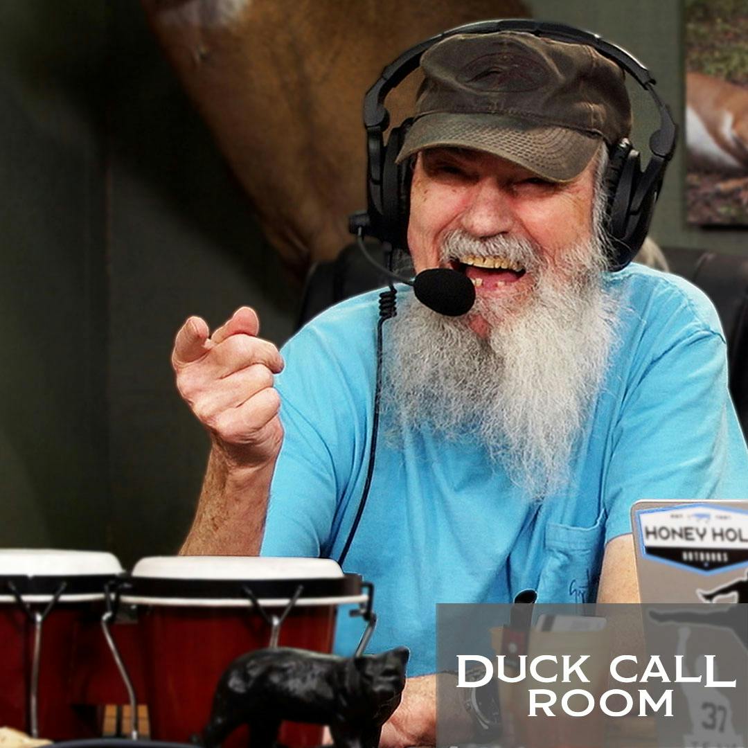 Uncle Si Is Begged to Tell His Most Famous Vietnam Tale