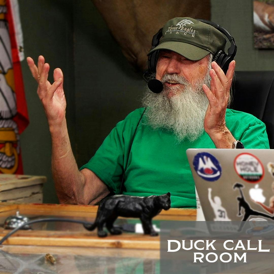 Uncle Si & Phil Robertson Have a Way to Deal With Getting Fish Hooked