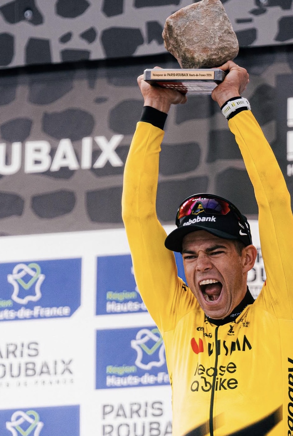 186 - Van Aert, Paradiso Roubaix episode artwork