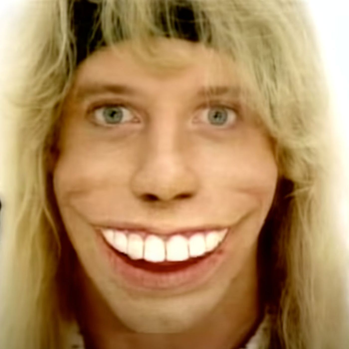 WARRANT "CHERRY PIE" ROUNDTABLE