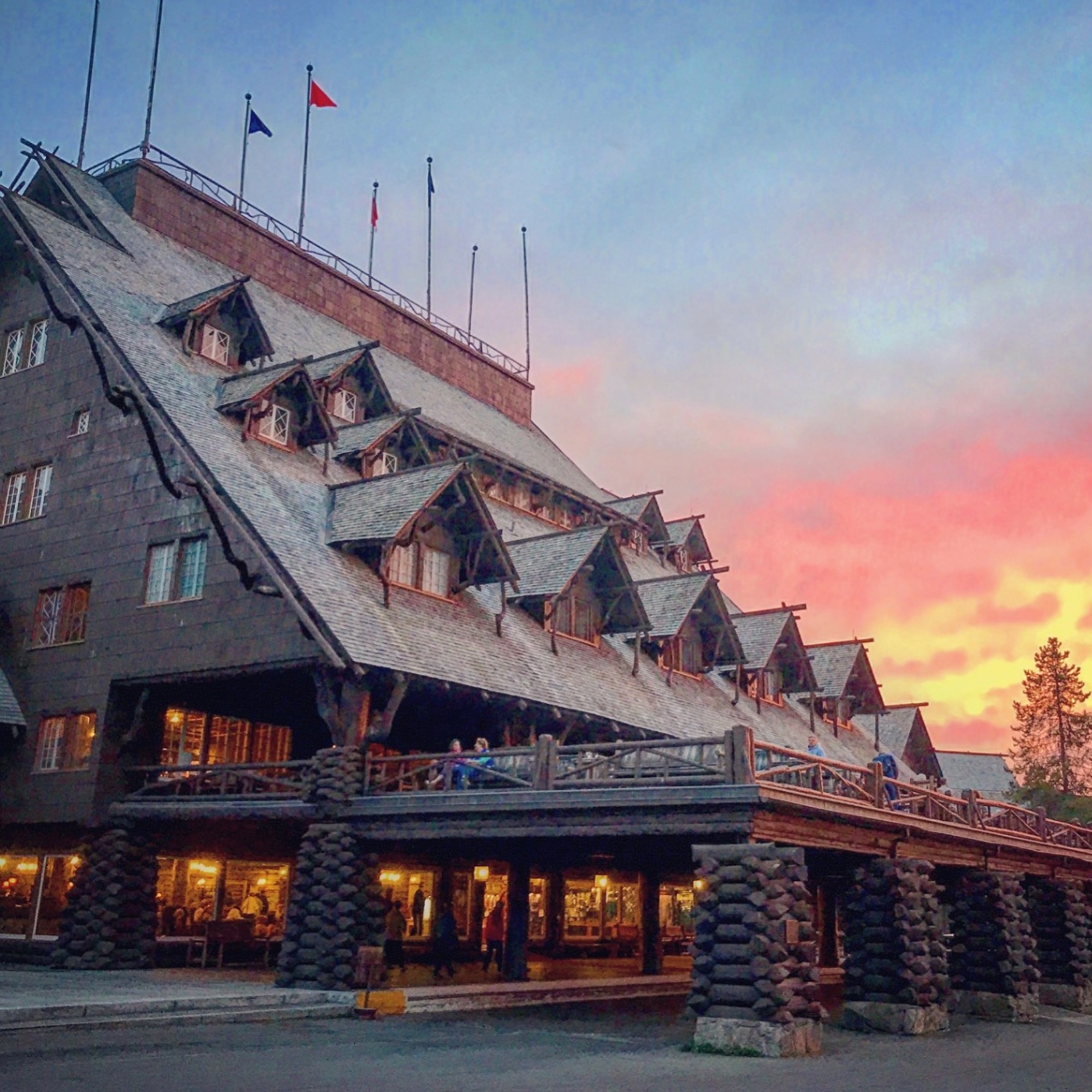 #04: Our Favorite National Park Lodges