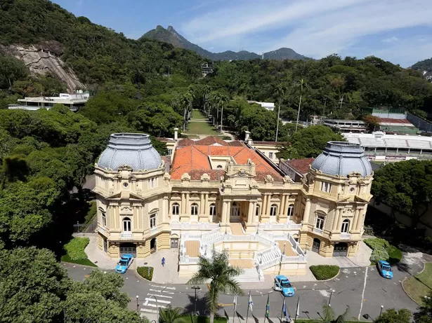 Candidatos ao governo do Rio dão largada à campanha com agendas em diferentes regiões episode artwork