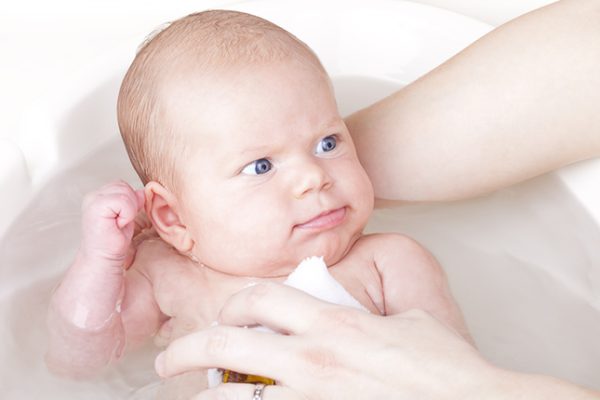 Baby's Bath: Home, Hospital and Beyond