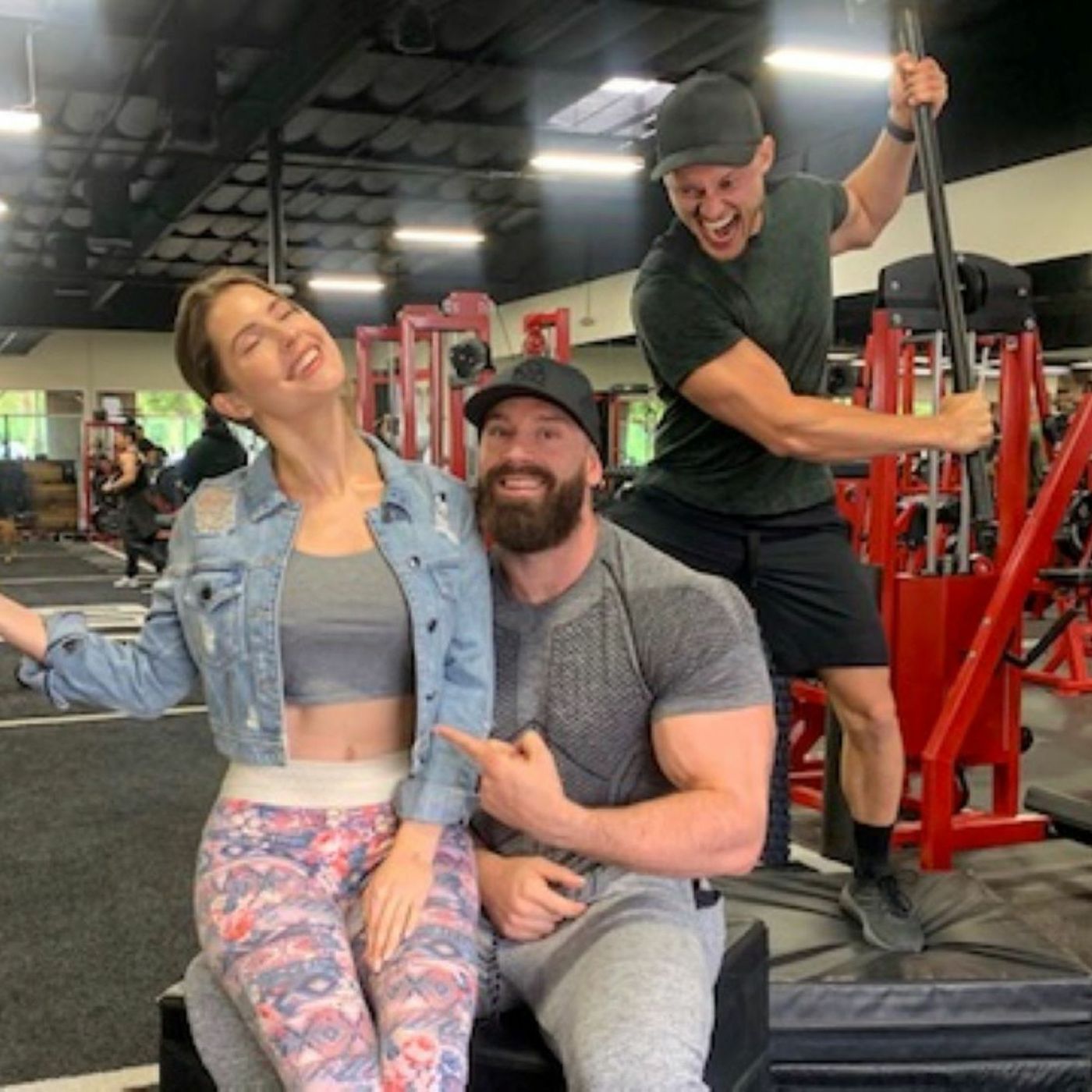 DATING AMANDA CERNY?