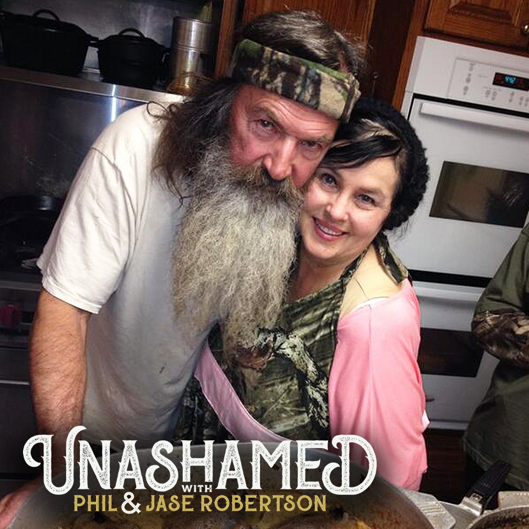 Ep 791 | Phil Was There for Elvis Mania & His Duck Dressing Passes to the Next Generation