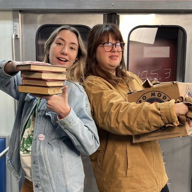 #ChingoDeMudanzas con Ando y Grecia: Todo lo que sucede cuando te mudas. #ChingoDeMudanzas con Ando y Grecia: Todo lo que sucede cuando te mudas.