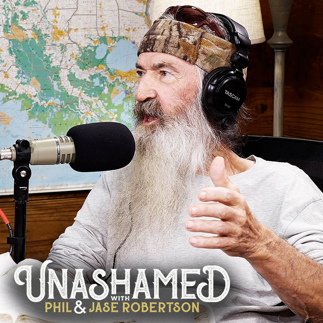 Ep 688 | Phil’s ‘Stupid Human Trick,’ Jase & Jep’s Sweaty Trip to the Middle of Nowhere