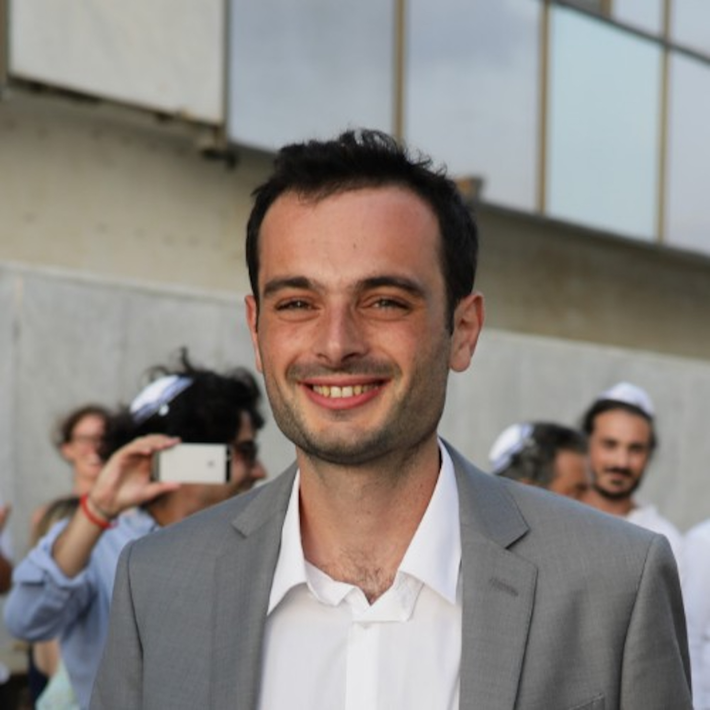 Ep. 458 AI Scribes: Enhancing Patient and Physician Interaction with Elie Toubiana