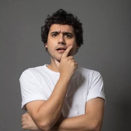 George Sauma fala sobre o espetáculo 'A Coisa': "É cômico, mas também um convite para reflexão sobre a vida"