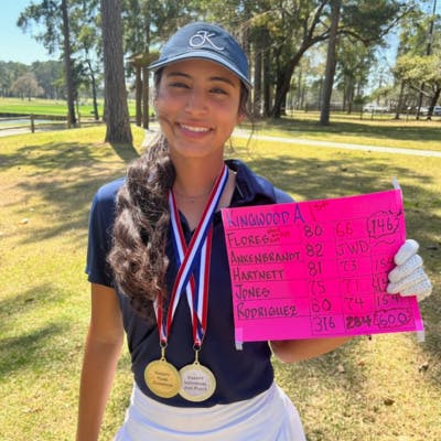 Vol 32 Presents Bella Flores