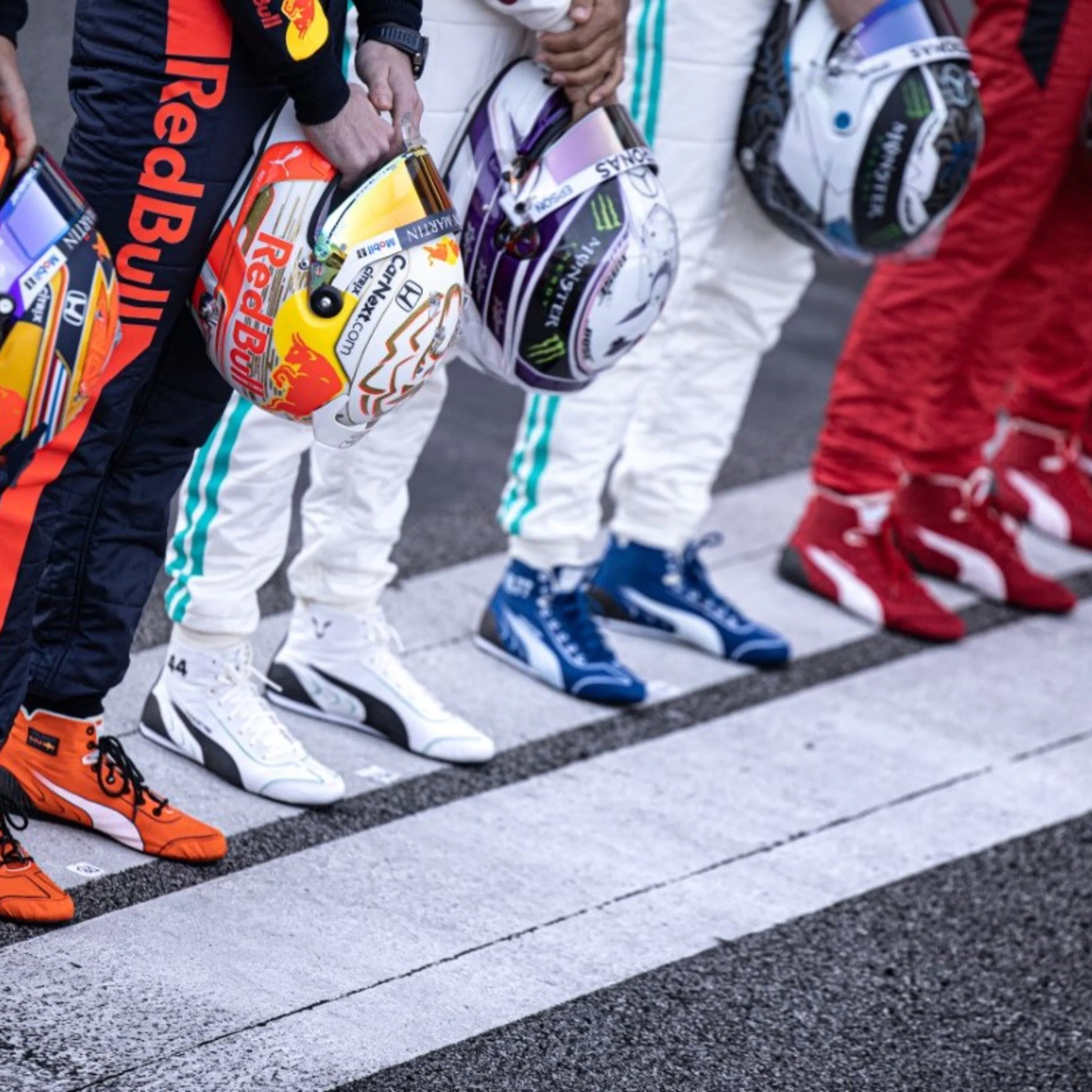 Love Or Hate A Driver? How Media Shapes Driver Perceptions