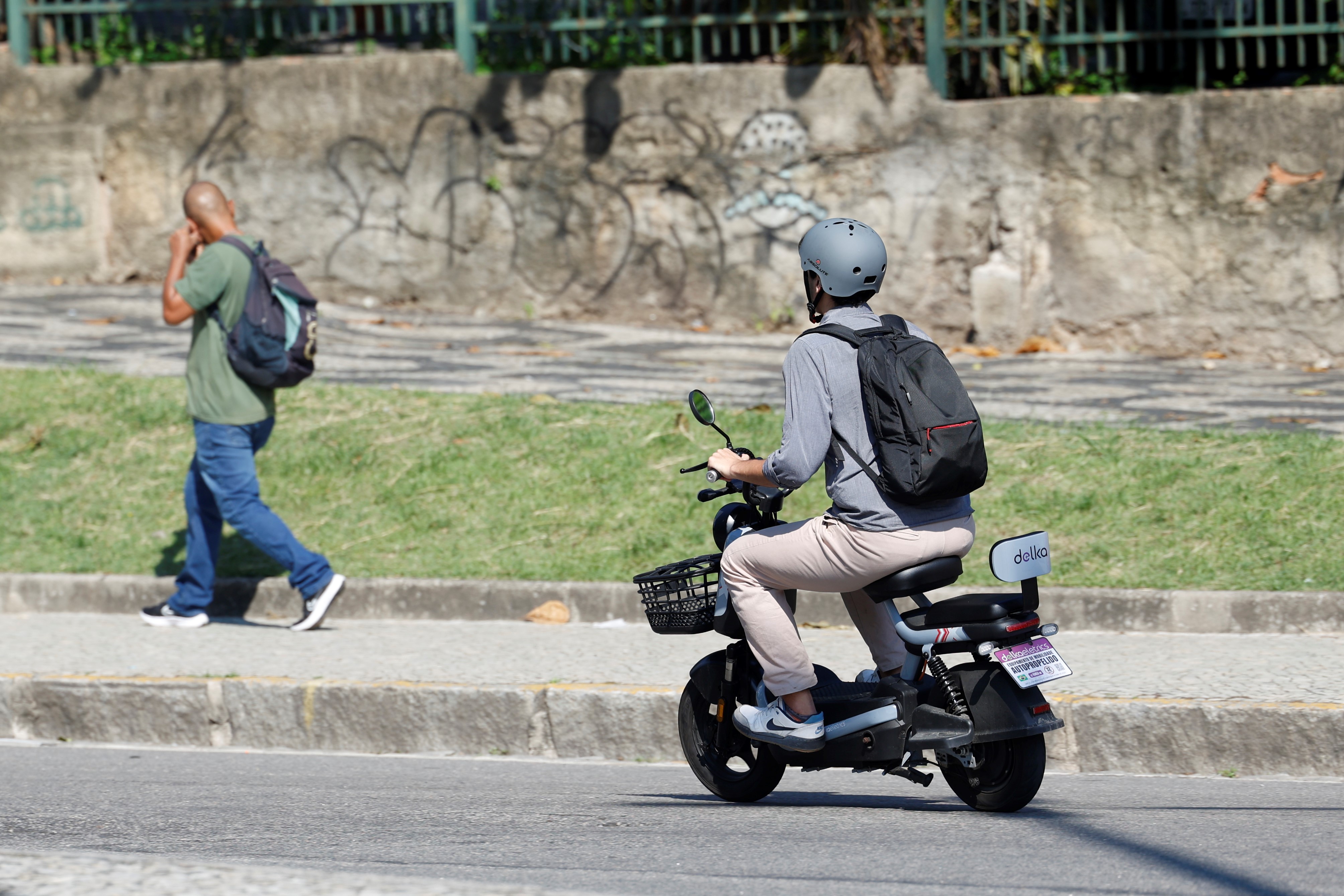 Prefeitura de SP começa a fiscalizar bicicletas, bikes elétricas e patinetes episode artwork