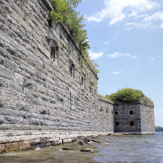 Fort Blunder: quando gli USA invasero il Canada per errore con calce e mattoni - AperiStoria #272