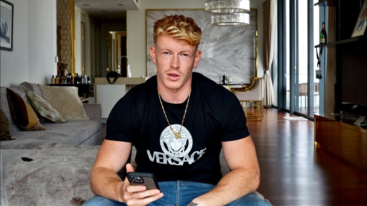 How to be a masculine MAN in a feminist world (Q&A) How to be a masculine MAN in a feminist world (Q&A)